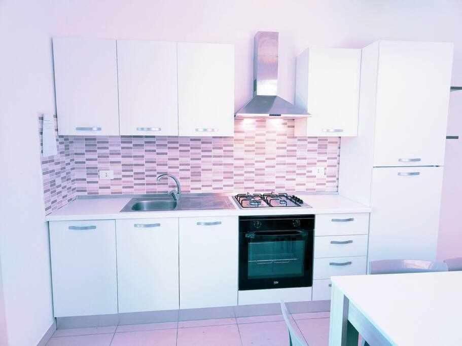 شقة App Girasole 1A 300 Metri Dal Mare In Salento توري سان جيوفاني أوغينتو المظهر الخارجي الصورة